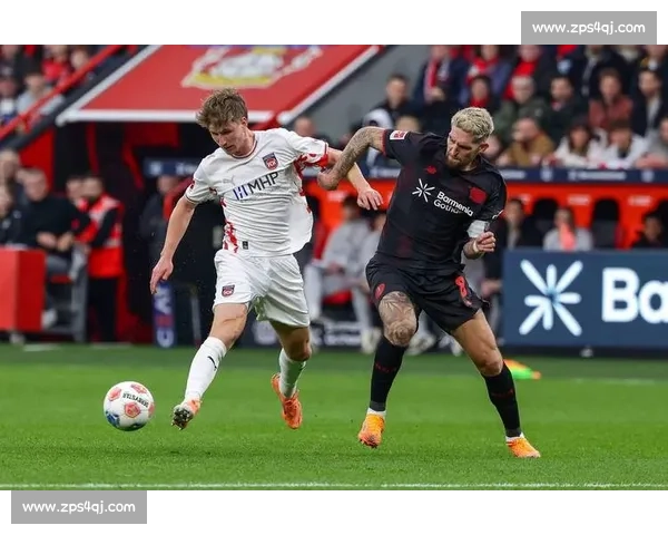 以下半场为中心解析比赛走势与胜负关键因素全面展现攻防博弈细节